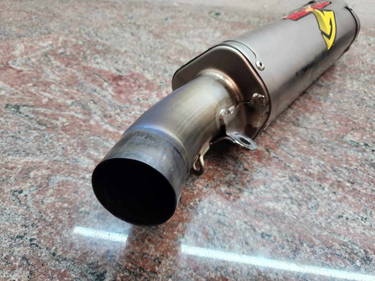 2019-25 Kawasaki ZX-6R Graves Titanium Slip-On Exhaust Cat-Back