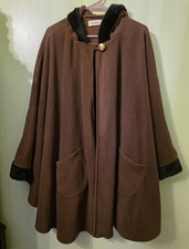 Brown Fleece Hooded Cape Black Faux Fur Trim LeModa 1 Sz Fairycore Witchy Vibes