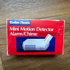 RADIO SHACK Mini Motion Detector Portable Battery Power Alarm/Chime (49-425) 9D