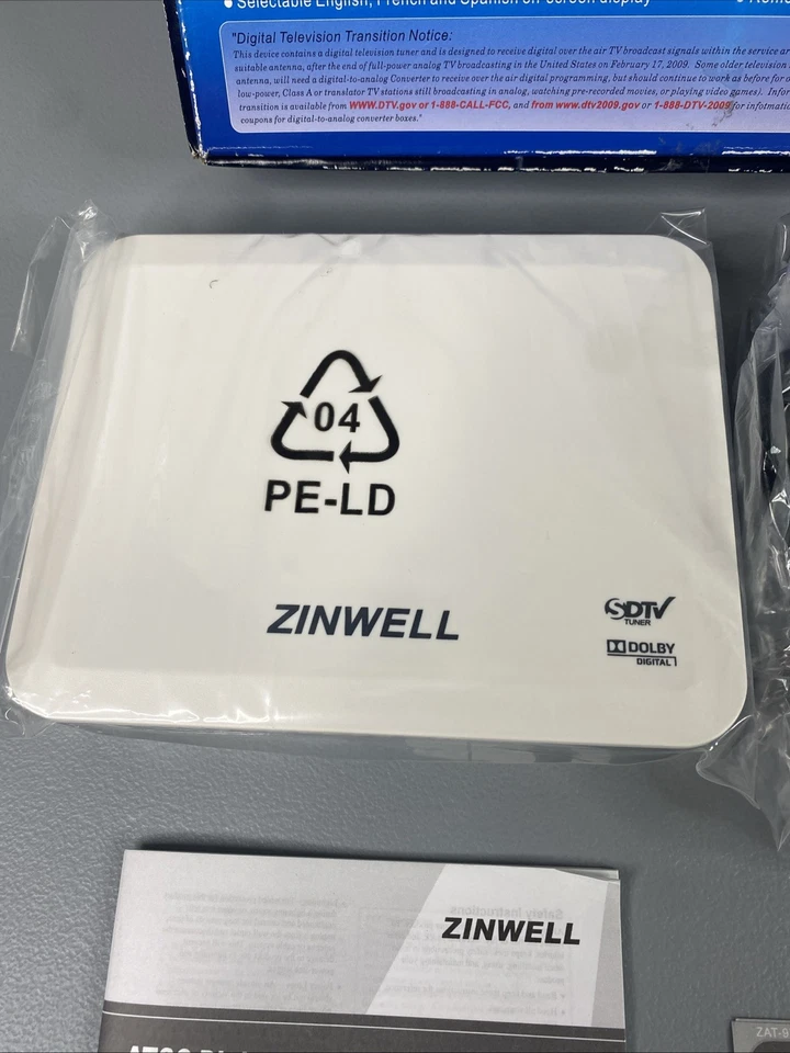 Zinwell Analogue Pass-Thru Digital TV Converter Box ZAT-97A New in Open Package - Image 3 of 4