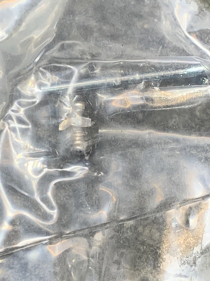 Extremo de barra de amarre de dirección XRF ES3364T para Lincoln Blackwood 2002 Foto 3 de 4