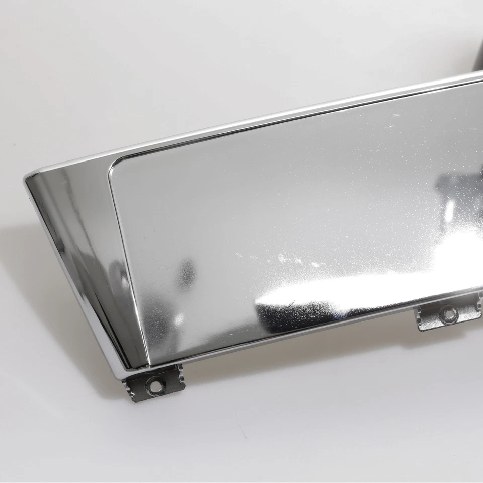 PARA AUDI A3 8P PARACHOQUES DELANTERO MATRÍCULA RESPALDO CROMO PULIDO 8P4807285G Foto 4 de 4