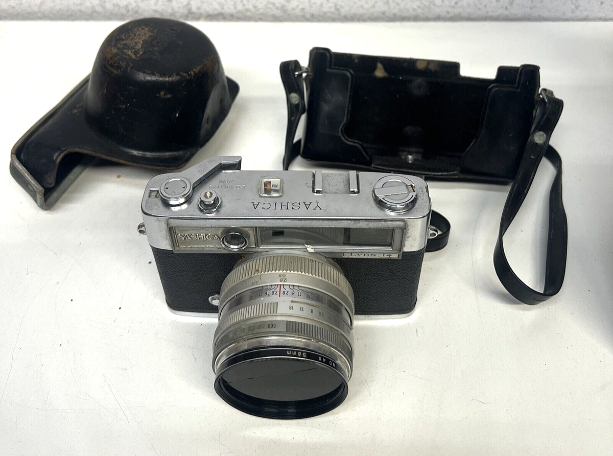 YASHICA Lynx-14 レンジファインダーカメラ 本体 美品 Vintage Yashica Lynx-14 Chrome 35mm Rangefinder Camera w/ 45mm f1
