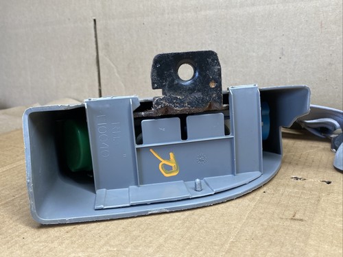 1998 CHEVROLET C1500 REGULAR CAB RIGHT  BENDIX STYLE RETRACTOR CLEAN LIGHT GRAY - Bild 6 von 12