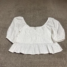A New Day Blouse White Short Sleeve Women’s Size Large