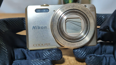 Excellent Nikon COOLPIX S7000 16.0MP 20x Compact Digital Camera