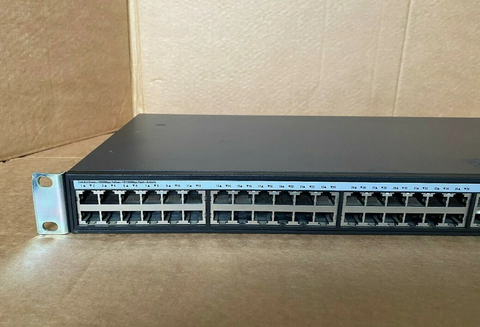 HP 1920-48G with Brackets HP JG927A 48-Port Gigabit Switch (Inc VAT) - Image 2 of 4