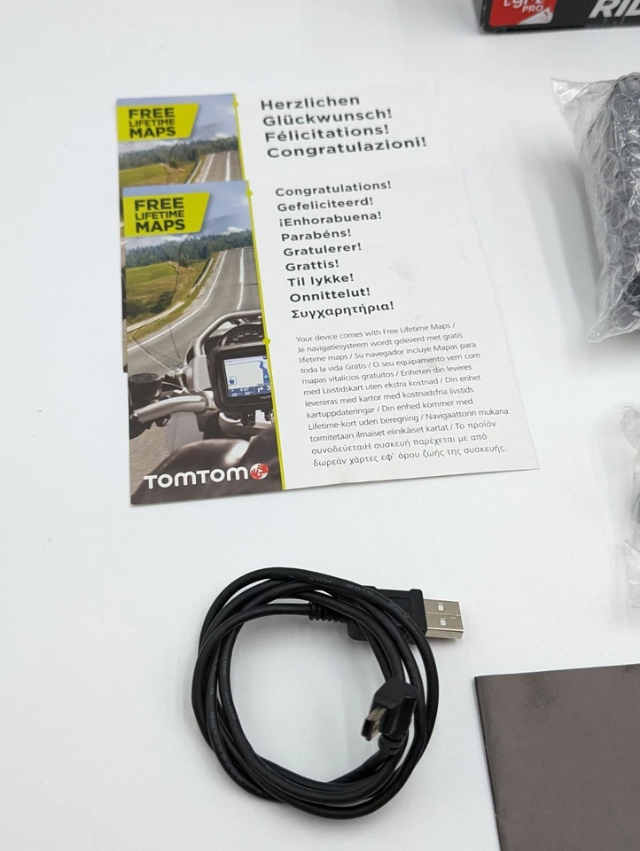 TOMTOM 1GD0.052.00 RIDER GPS Bundle Motorcycle (Charger Mount Miss.) H12 - Image 4 of 4