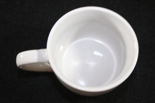 Starbucks Coffee Mug White Red Heart Short Espresso? 3" x 3" - Imagen 3 de 4