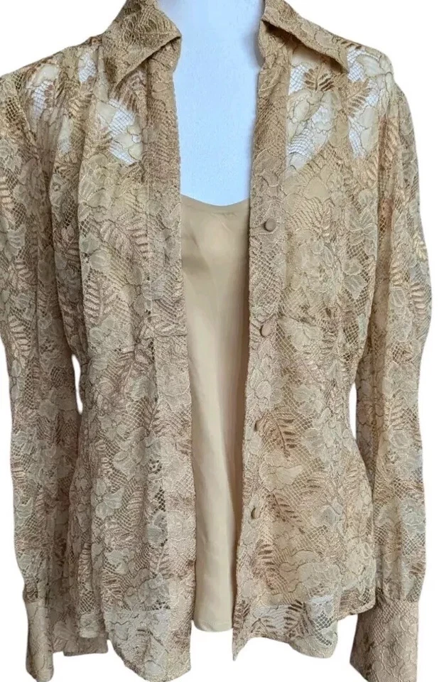 Dana Buchman 纽扣蕾丝上衣丝绸吊带背心套装女式 4 骆驼棕褐色衬衫 — 第 2/4 张图片