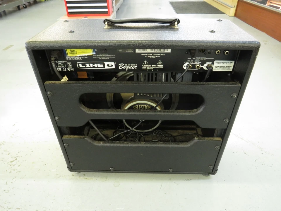 Line 6 Spider Valve 112 Digital Modeling Guitar Combo (TDY028952) - Image 4 of 4