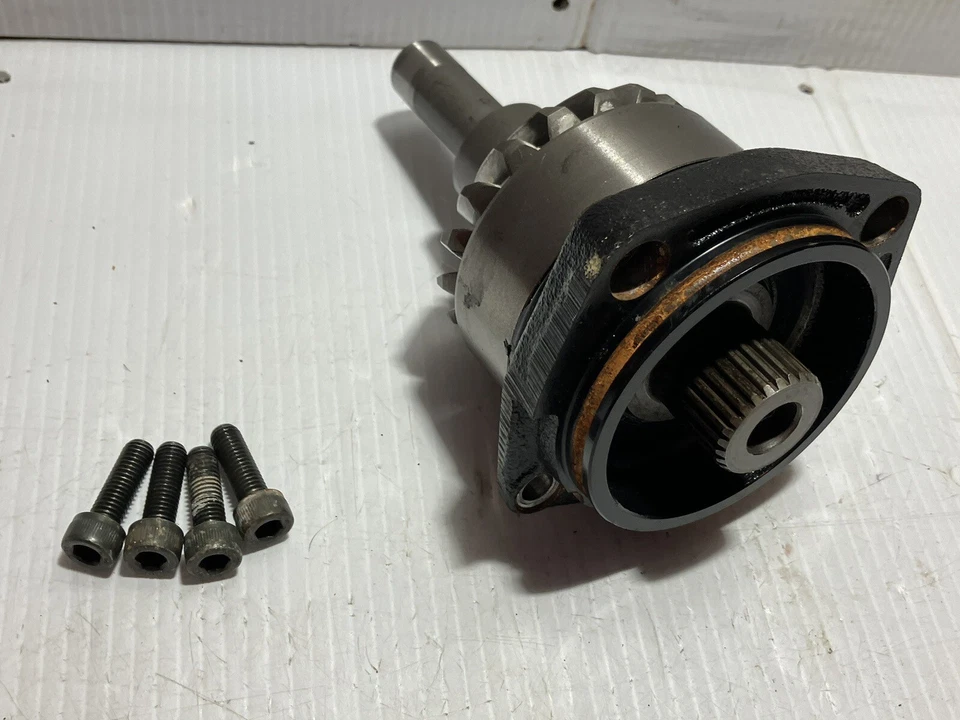 2005 Suzuki Boulevard Vl 1500 (C90) Secondary Driveshaft Output Gear Shaft(OEM) Foto 3 de 4