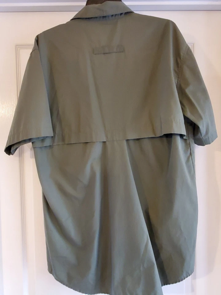 LL Bean Shirt Mens Med Green Buzz Off Hiking/Fishing Short Sleeve Casual Shirt - Image 4 of 4
