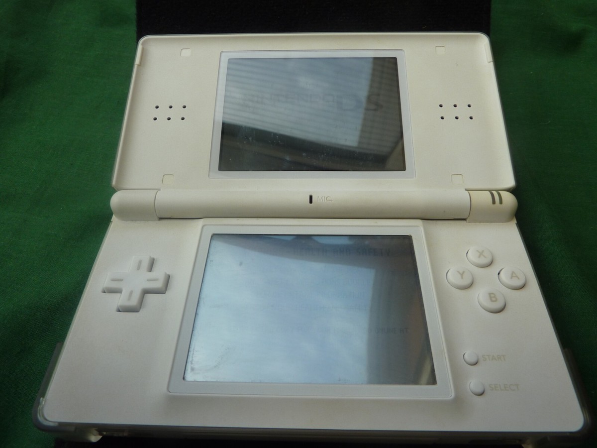 NINTENDO DS LITE CONSOLE WHITE