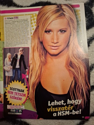 Zac Efron,Katy Perry,Pink,Lady Gaga, Paramore,Tokio Hotel,Hungarian magazine2009 - Picture 8 of 22