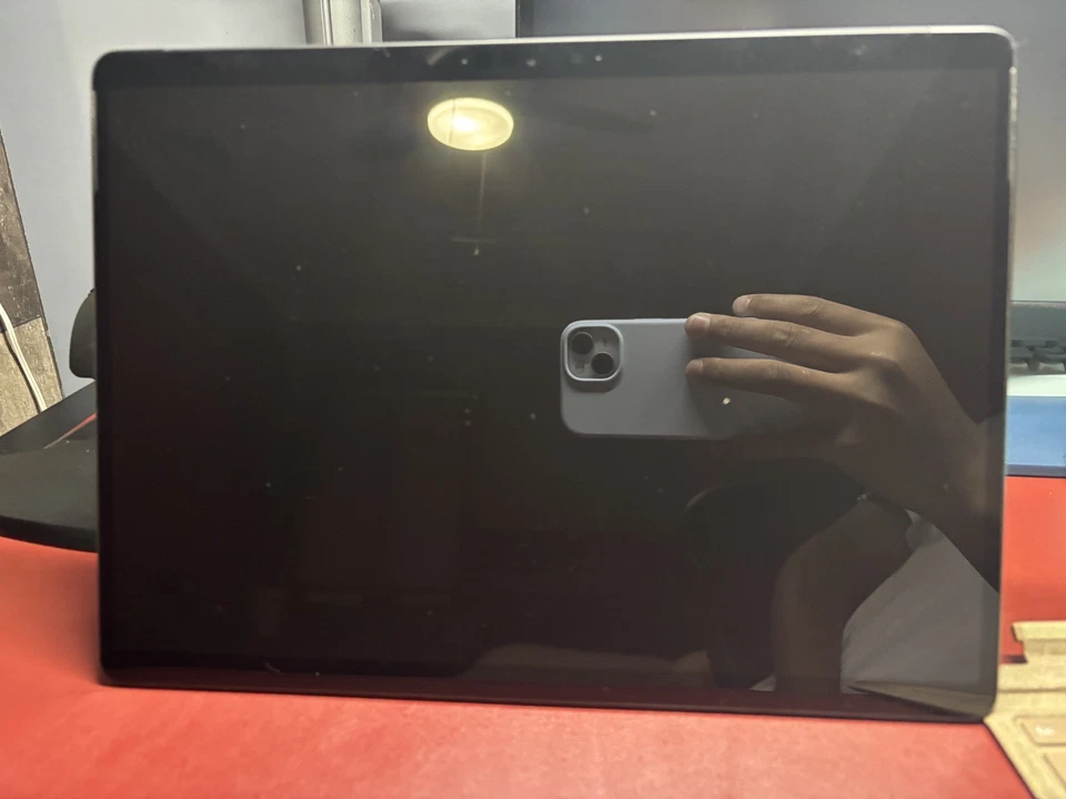 Microsoft Surface Pro 8 13" (256GB SSD 11th Gen Intel Core Processor 2.40... - Image 2 of 4