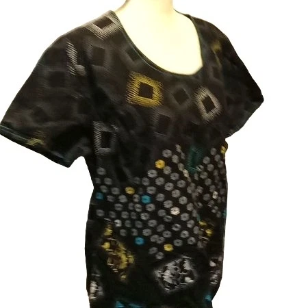 Blusa para mujer Runaway by Cherokee talla L negra estampado abstracto manga corta Foto 3 de 4