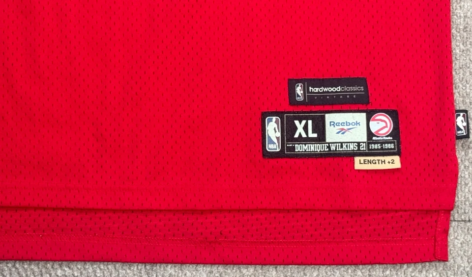 Camiseta deportiva de baloncesto Reebok Vintage NBA #21 Dominique Wilkins Atlanta Hawks talla XL Foto 3 de 4