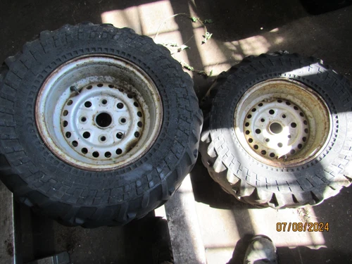 1986 honda trx350 4x4 rear wheels rims left right
