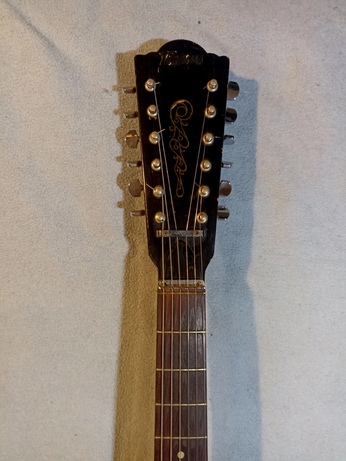 Picture 3 of 12