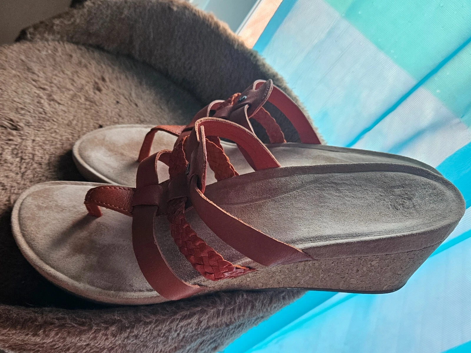 Sandali con zeppa UGG donna taglia 10 in ottime condizioni