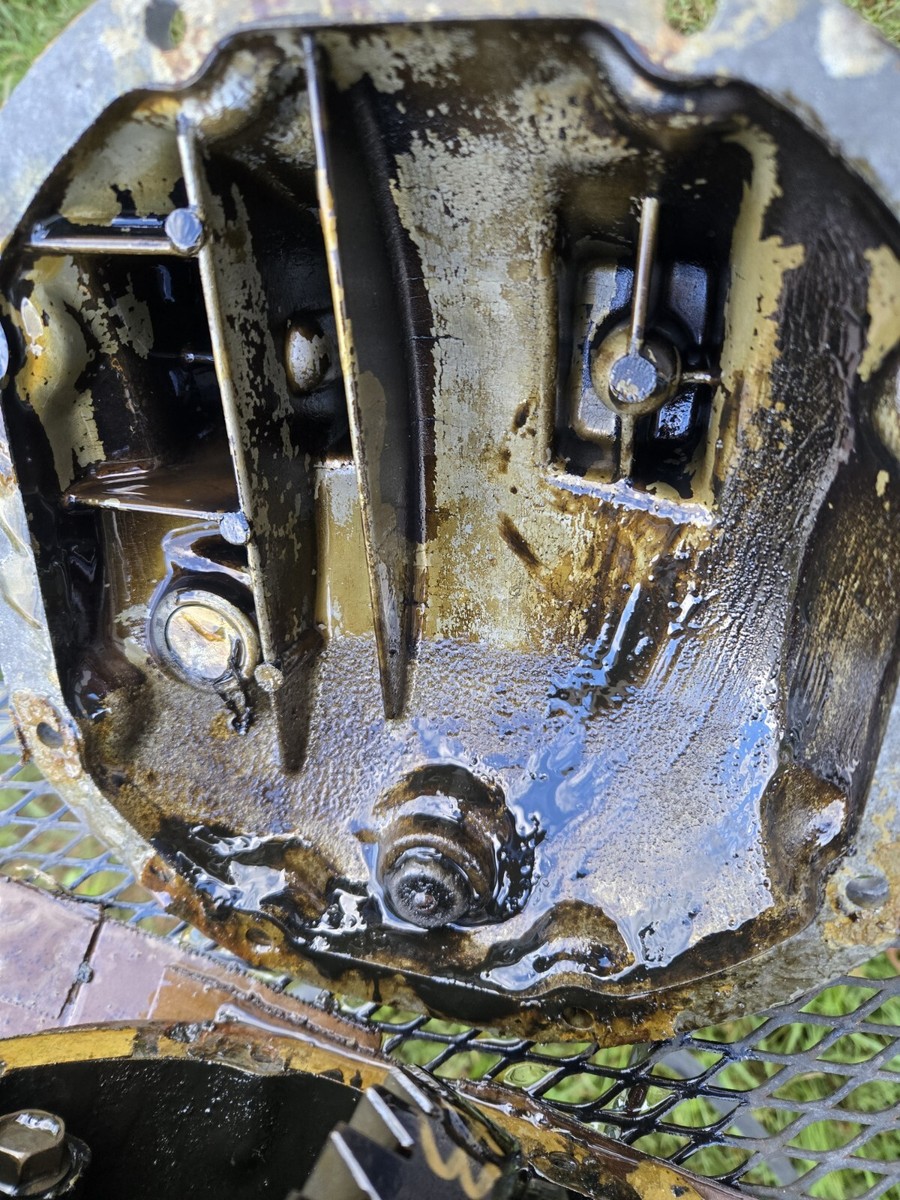 83 Nissan 280ZX Turbo Rear Differential 3.545 Ratio Open 38311