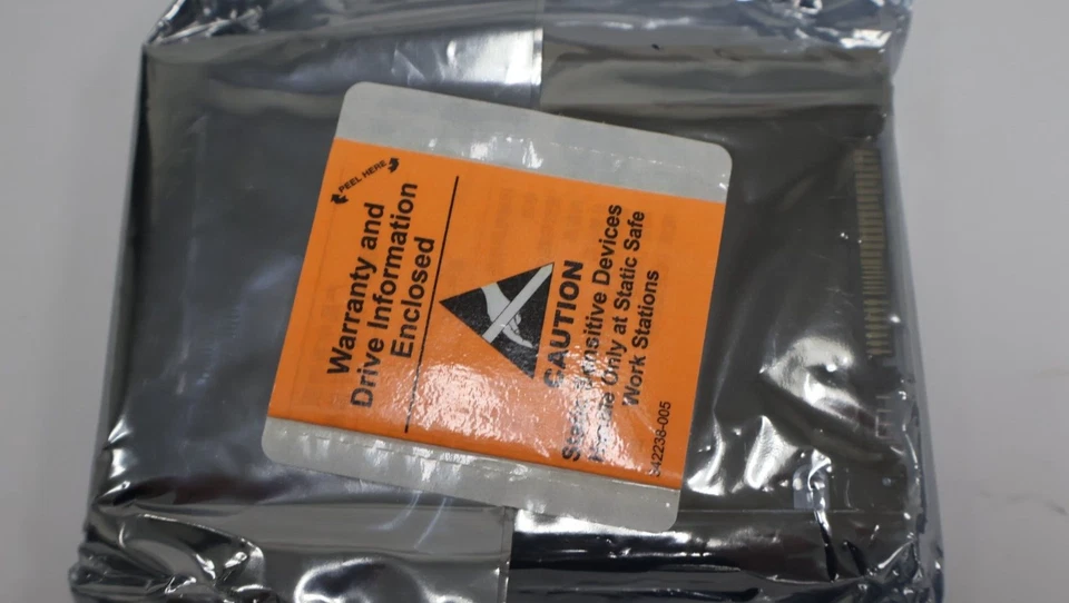 HPE MO000400JWTBQ 400GB 2.5" SAS 12G Enterprise Server SSD P04174-001 - Image 4 of 4