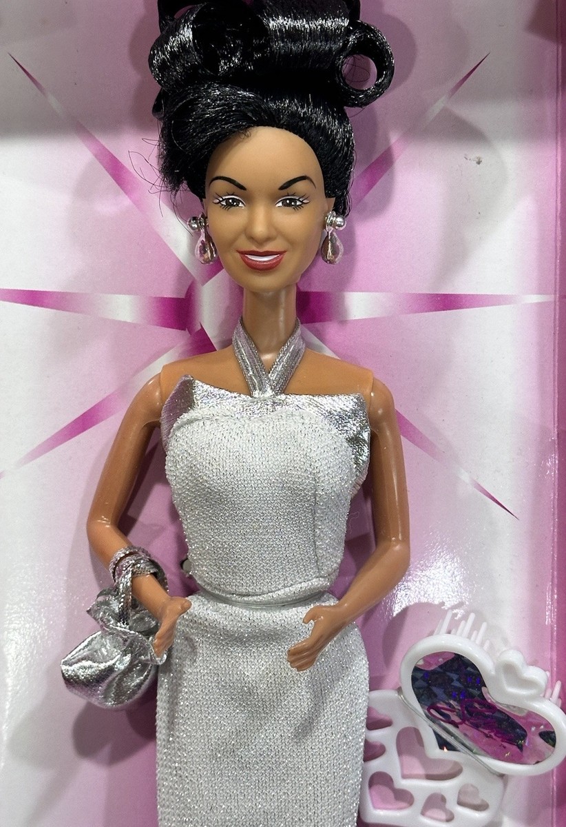 Selena Quintanilla The Original Limited Grammy Barbie Size Latina