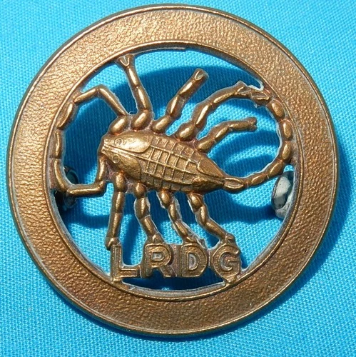 WW2 LRDG LONG RANGE DESERT GROUP GILT SCORPION MILITARY CAP BADGE WORLD WAR II