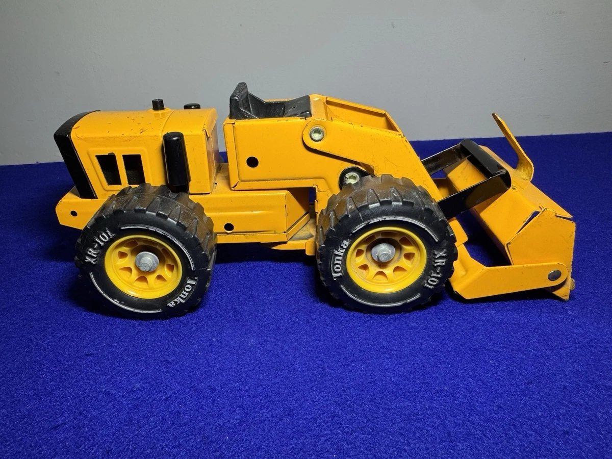 Vehicle Year Loader Vintage Manufacture Diecast Construction
