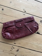 R Y Augusti Paris Stingray detail leather Clutch burgundy 