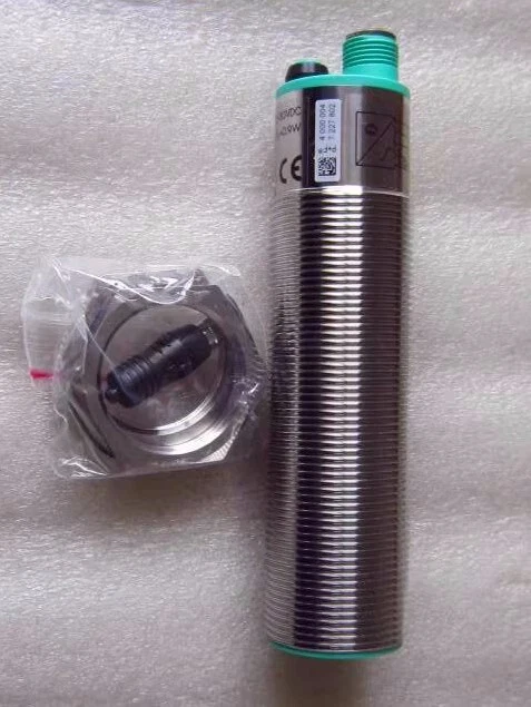 1PC New P+F Ultrasonic Sensor UC2000-30GM-IUR2-V15 Free Expedited Shipping - Image 2 of 3