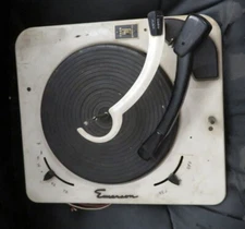 Vintage Emerson Turntable / Record Player with 45 RPM Record Spindle Adapter