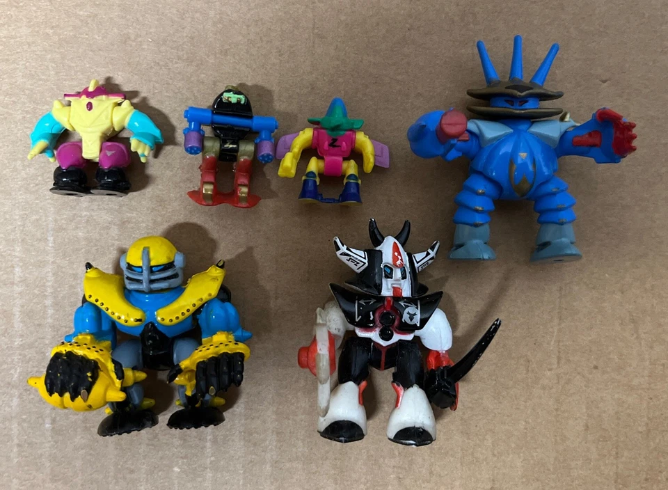 Vintage Galoob Z-Bots 1990s  Micro Machines Vintage  Mini Robots Lot of 6 L4 - Image 2 of 3