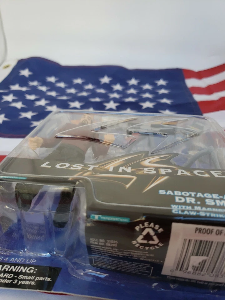 Lost In Space: Dr. Smith w/Sabotage Action and Claw Strike Speeder 1997 - Image 4 of 4