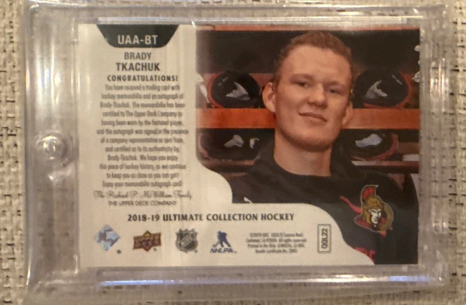 2018-19 Ultimate Collection Brady Tkachuk Access Patch Auto /25 #UAA-BT ROOKIE - Image 2 of 2