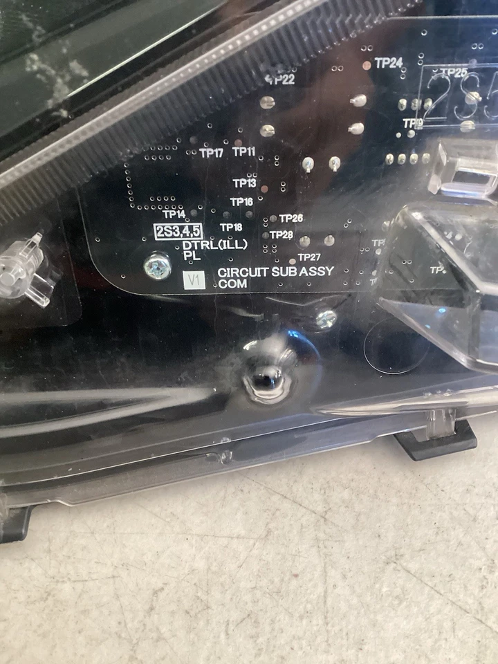 2016-2017-2018 TOYOTA COROLLA IM SCION HEADLIGHT LED RIGHT PASSENGER USED OEM  - Image 4 of 4