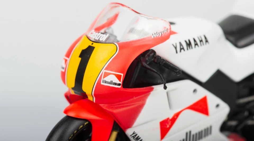 Yamaha YZR500 Scala 1:24 Wayne Rainey 1991 Modellino World Champion Classe 500 - Immagine 4 di 4