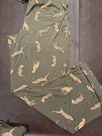 Victoria's Secret Women's Modal Soft Pajama Pant Set  L  Regular Cheetah