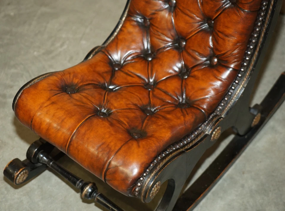 MECEDORA CHESTERFIELD MOVIMIENTO ESTÉTICO VICTORIANO ANTIGUO TOTALMENTE RESTAURADA Foto 4 de 4