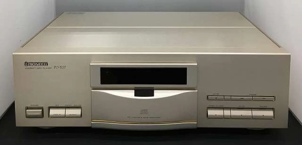 Pioneer CD Player PD-TO7A Compact Disc Player Junk For Parts