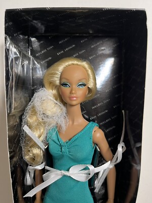 ARISTIQUE　DOLL　箱あり　M１４０８ RARE Zing Misaki/Amelie doll Integrity Toys 2014 Convention | eBay