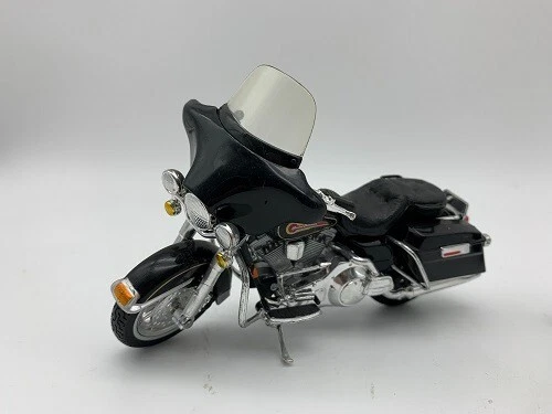 Motorrad-Sammlung mit 10 verschiedenen im Maßstab 1:18 - Bild 3 von 4