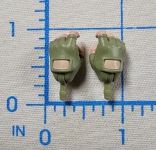 Hasbro Fortnite Female Trigger Grip Hold Hands Fodder 6" 1/12 Scale Skye (Ghost)