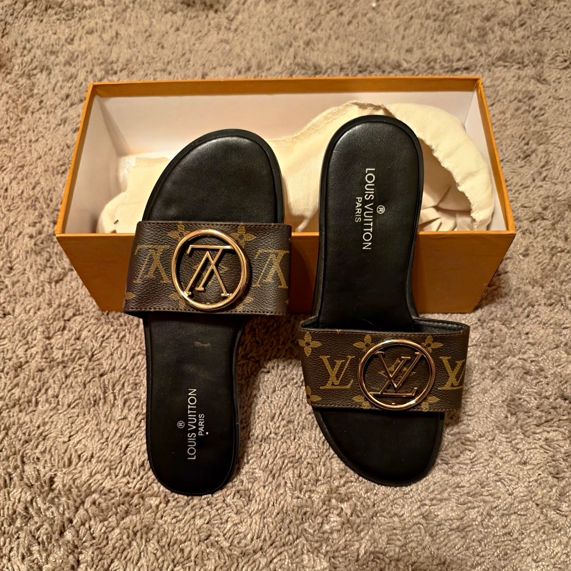 25+ Louis Vuitton 100 % Leather Sandals for Women for sale