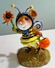 Wee Forest Folk BEE FANCY M-414 Miniature Halloween Figurine BEE COSTUME Retired