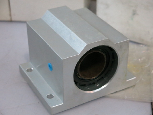 INA KGX24PP LINEAR RAIL BEARING BLOCKS (NEW IN BOX) - Picture 2 of 4
