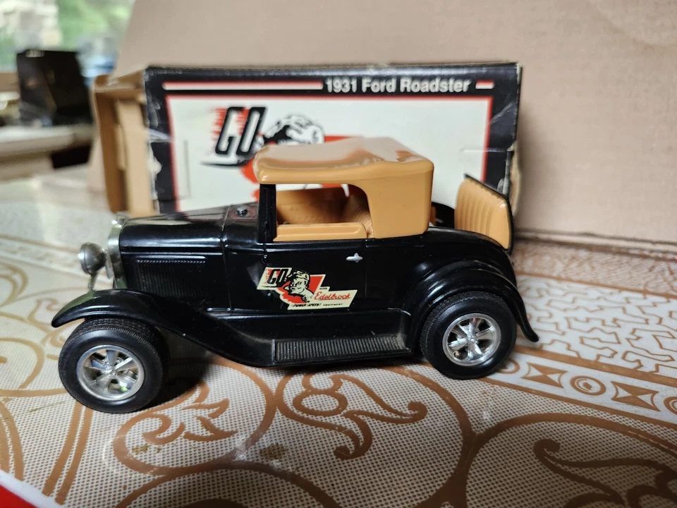 Eastwood Automobilia 1931 Roadster Go con banco fundido a presión Edelbrock raro Foto 3 de 4