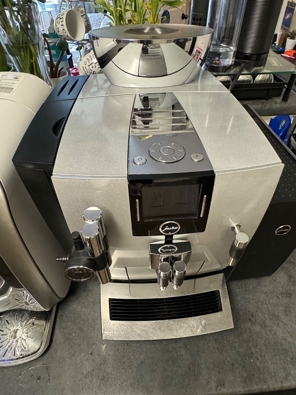 Jura XJ9