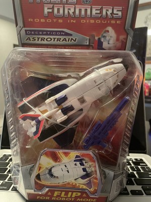 2006 Transformers Classics Deluxe Class Robots In Disguise Astrotrain NIB